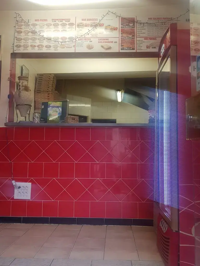 Rapido's Pizza_Lorris_slider_image_3