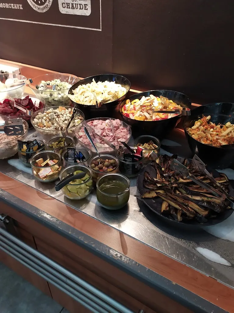 Nicolas Faure_Ibis kitchen Lyon Est Bron_Bron_review