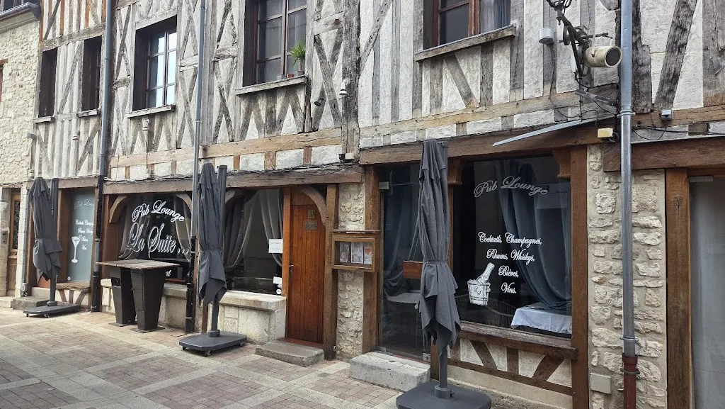 LA SUITE PUB LOUNGE RESTAURANT restaurant à Montargis