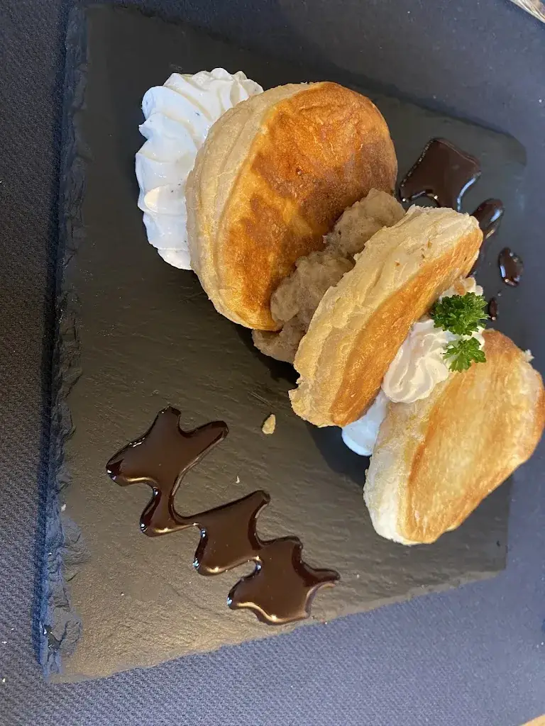 Philippe Raymond_Le Grand Monarque_Mondoubleau_review