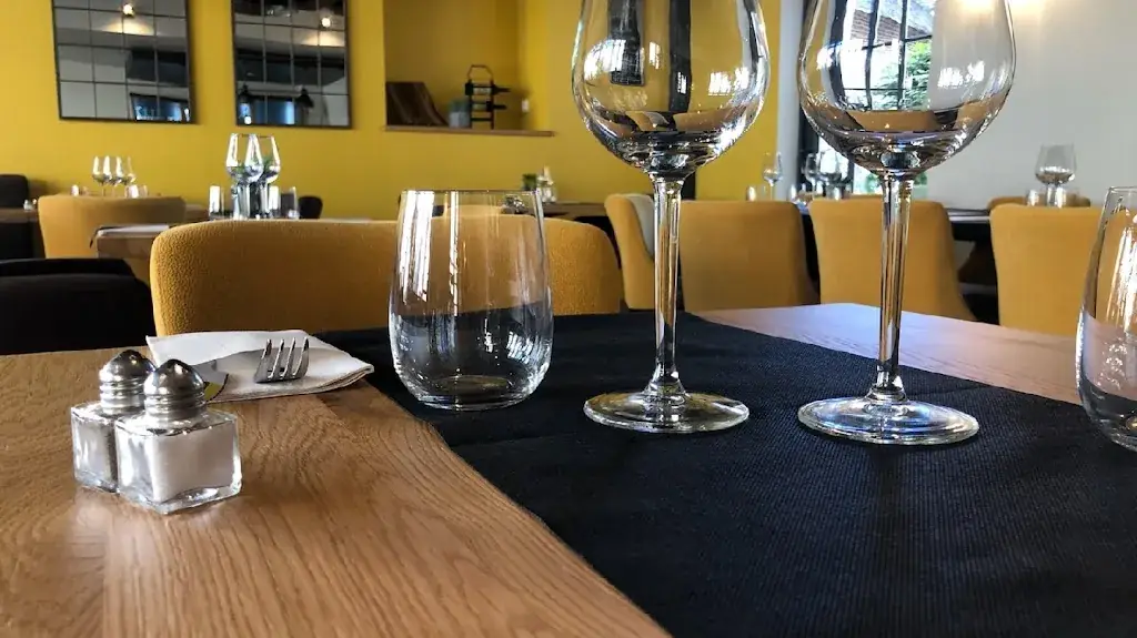 Le Grand Monarque restaurant in Mondoubleau