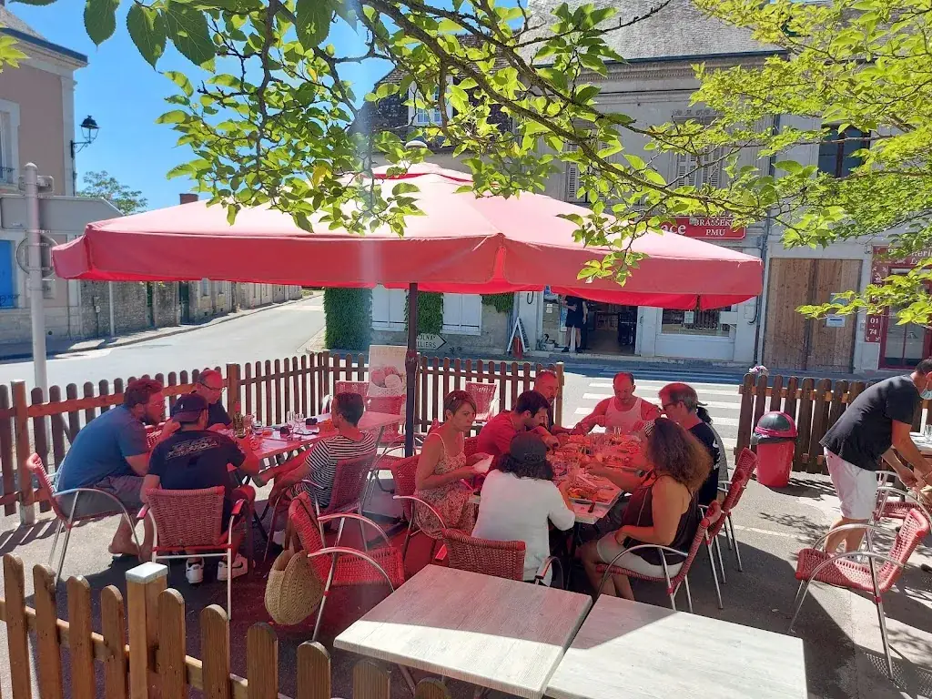Le Bar de la place restaurant in Mézières-en-Brenne