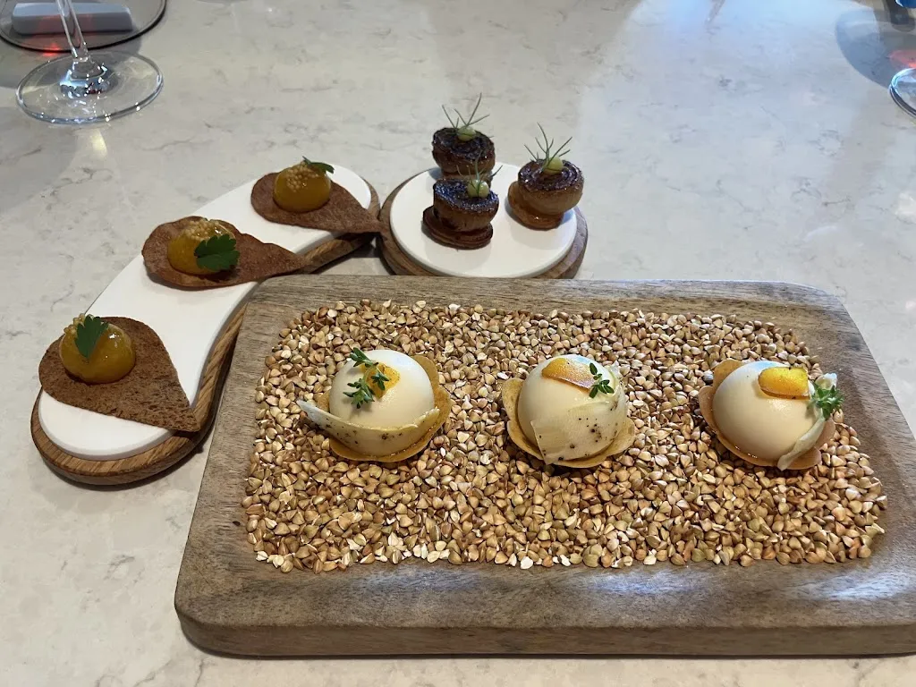 Barbara Mohr_Ezia_Montlivault_review