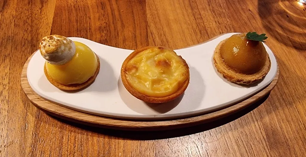 Ezia_Montlivault_slider_image_3