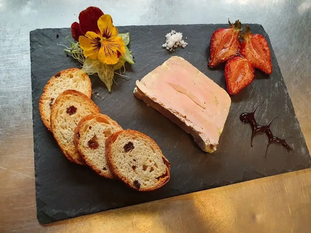 Restaurant _ le bergerac_Morancez_slider_image_2