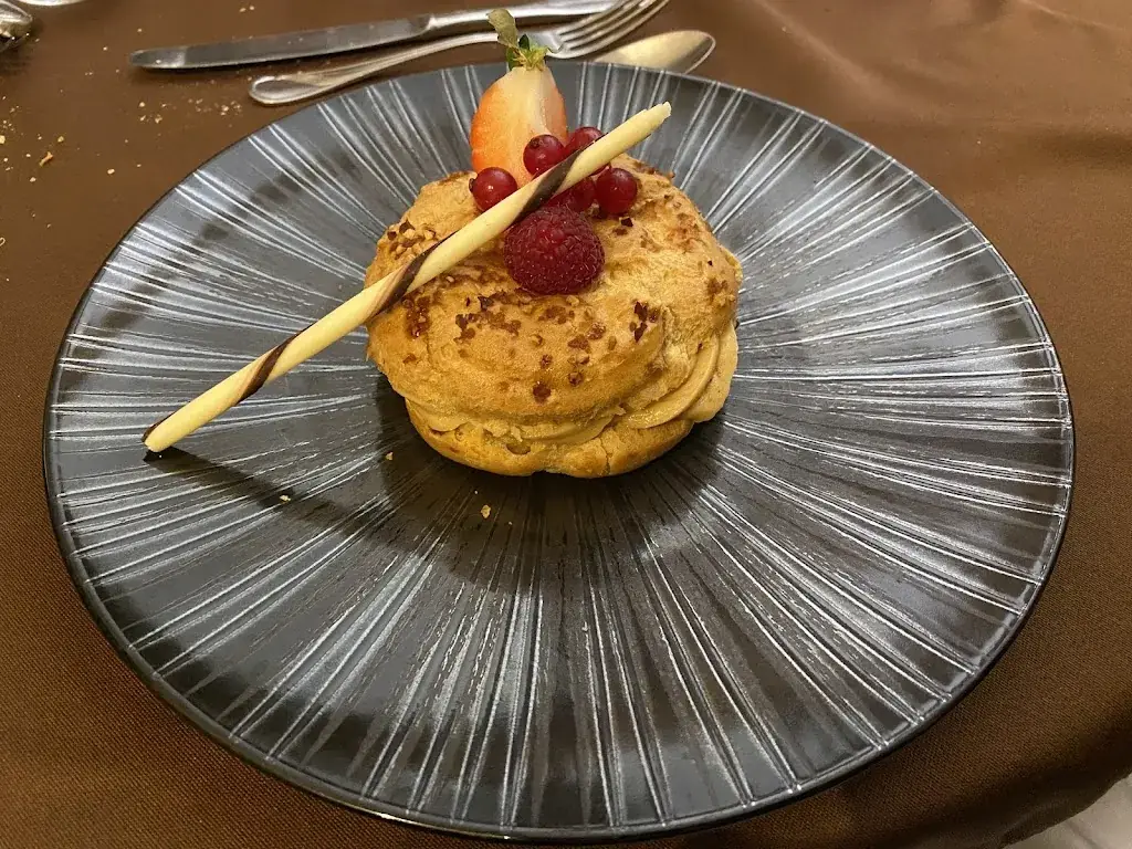 Restaurant _ le bergerac_Morancez_slider_image_3