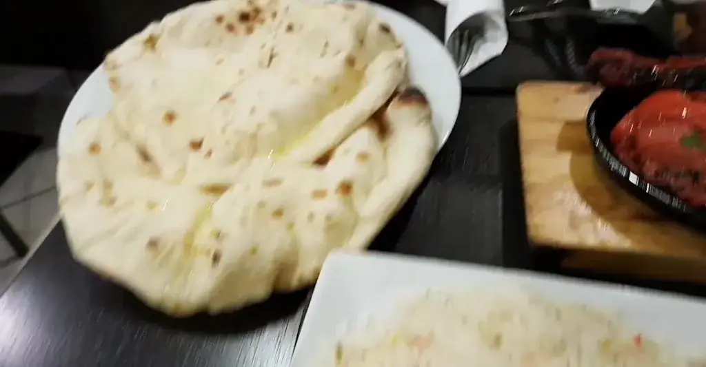 restaurant indien BESTWAY TANDOORI_Bron_slider_image_2