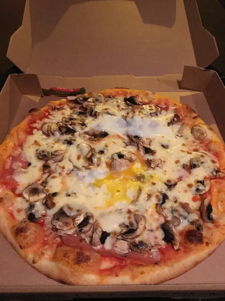 Vallizou_Pizza Fratelli_Neuillé-Pont-Pierre_review