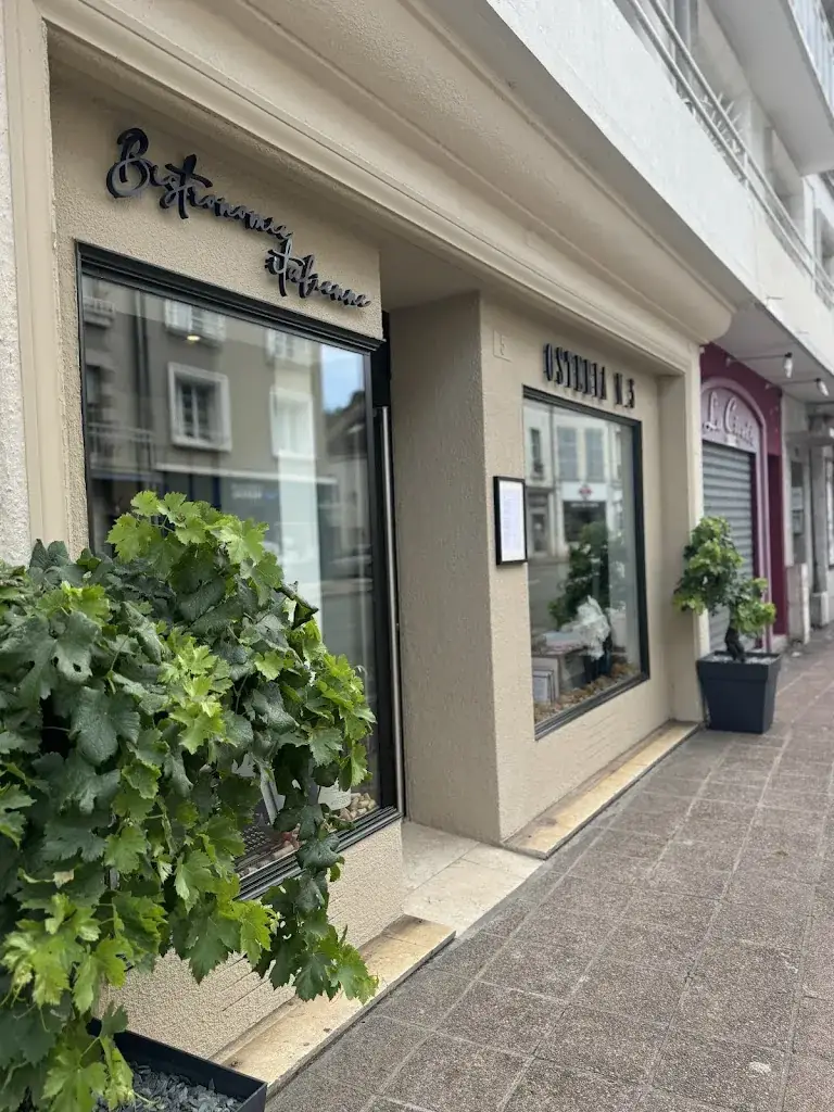 Osteria N.5 Restaurant in Vendôme