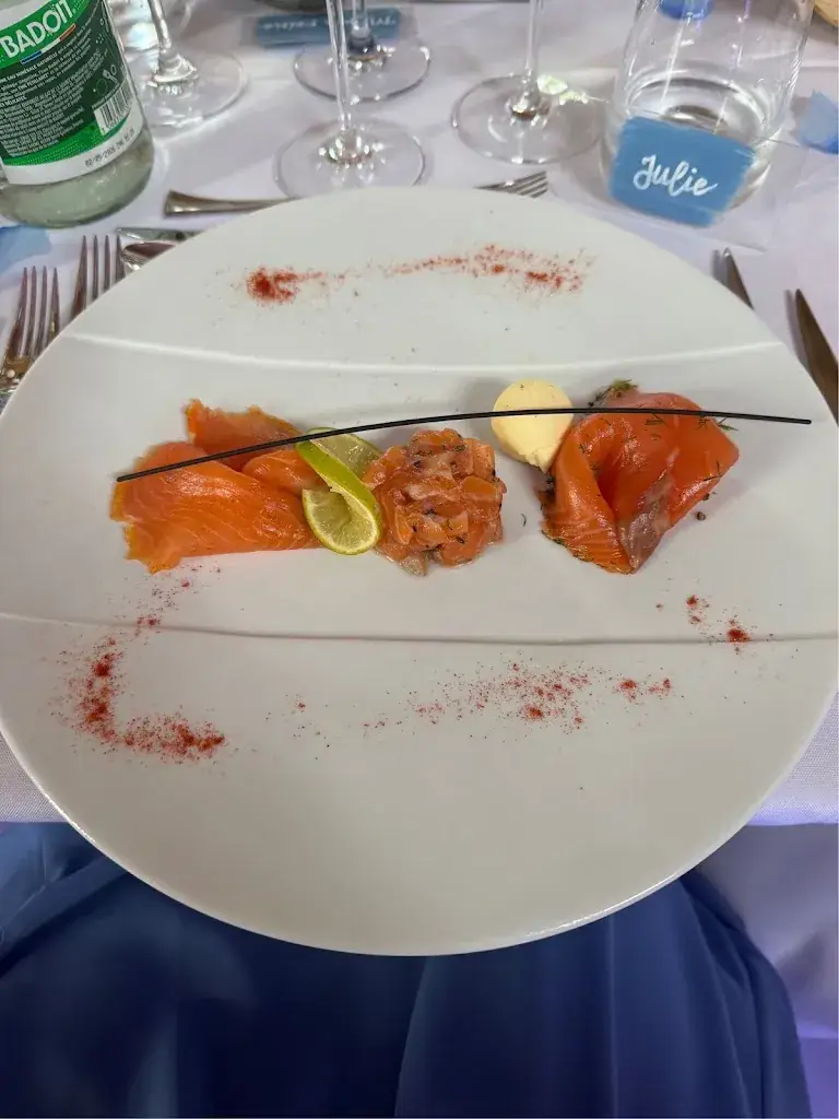 Adrien Rouhaud_Pause et Vous_Neuville-aux-Bois_review