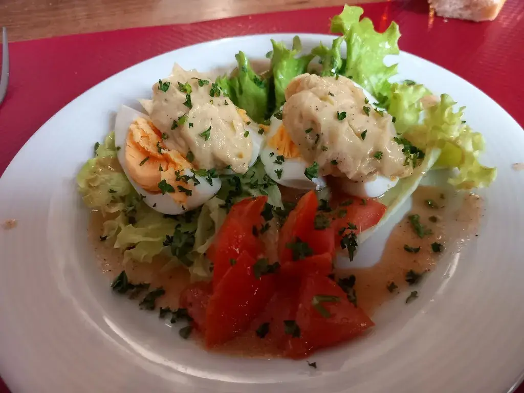 Rui Jorge_Le Duplessis_Neuville-aux-Bois_review