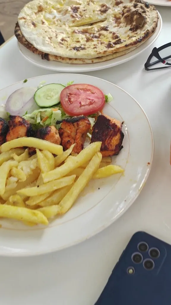 Nargis Restaurant_Kenya_slider_image_2