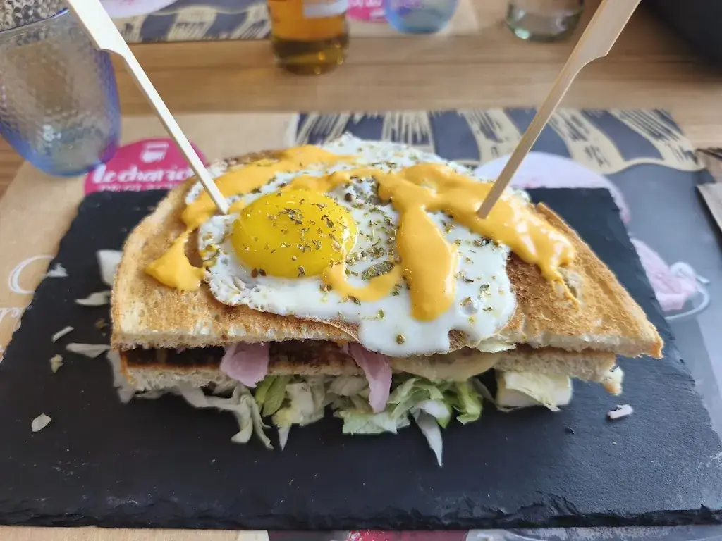 Bfive_Nérondes_slider_image_3