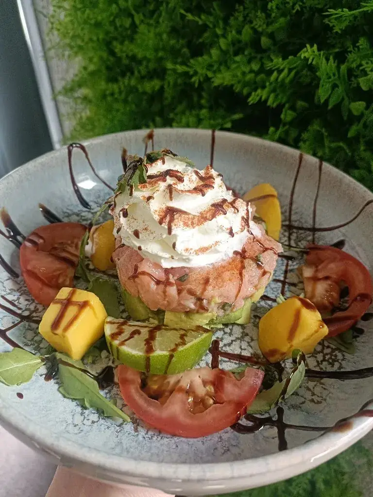 Louisa Aouadja_Restaurant Campanile Lyon est Bron Eurexpo_Bron_review