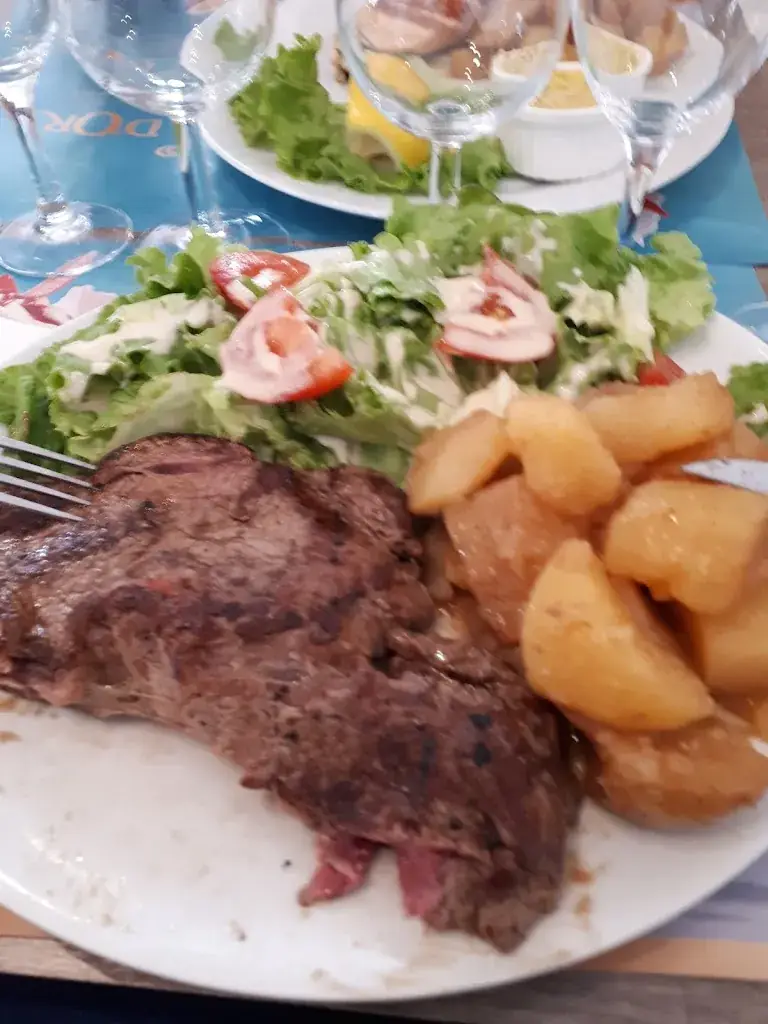 Brasserie de la poste_Guerche-sur-l'Aubois_slider_image_2