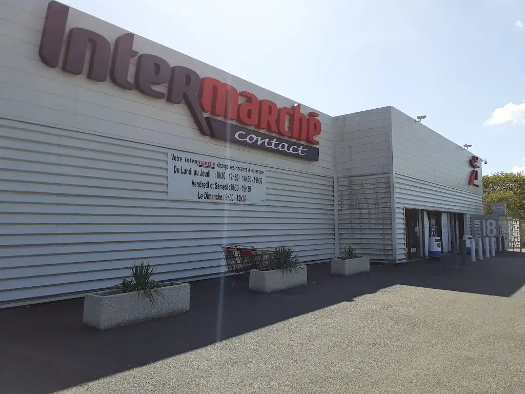 Intermarché CONTACT Nérondes_Nérondes_slider_image_3
