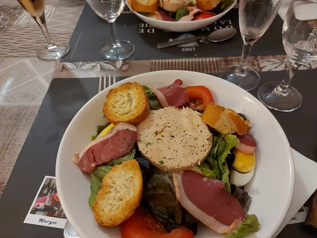 Menü_Café Restaurant Le Duché_Neuvy-Saint-Sépulchre_Bild_5