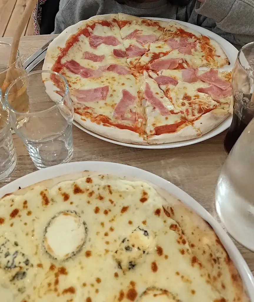 romain brignone_La paillote_Neuvy-Saint-Sépulchre_review