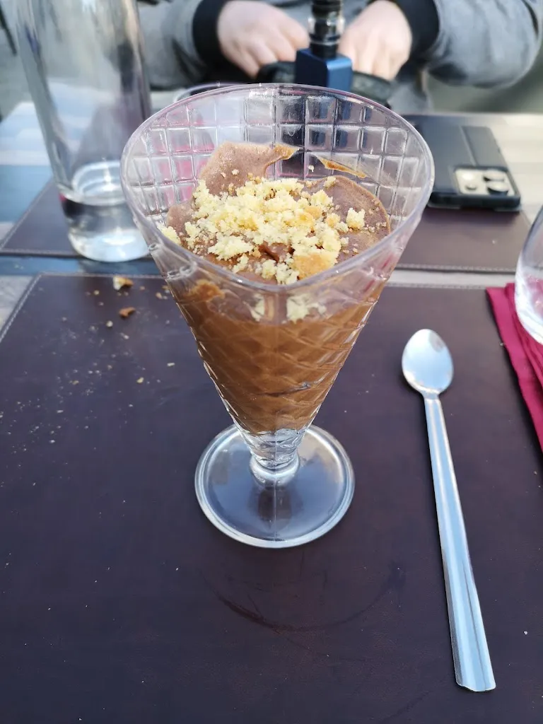 bboybido18_Café de l'Horloge_Mehun-sur-Yèvre_review