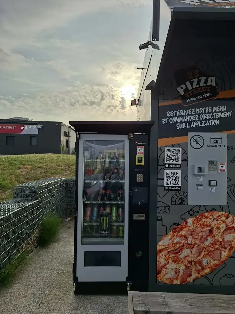 23 pizzas street distributeur Mehun-sur-yèvre_Mehun-sur-Yèvre_slider_image_3