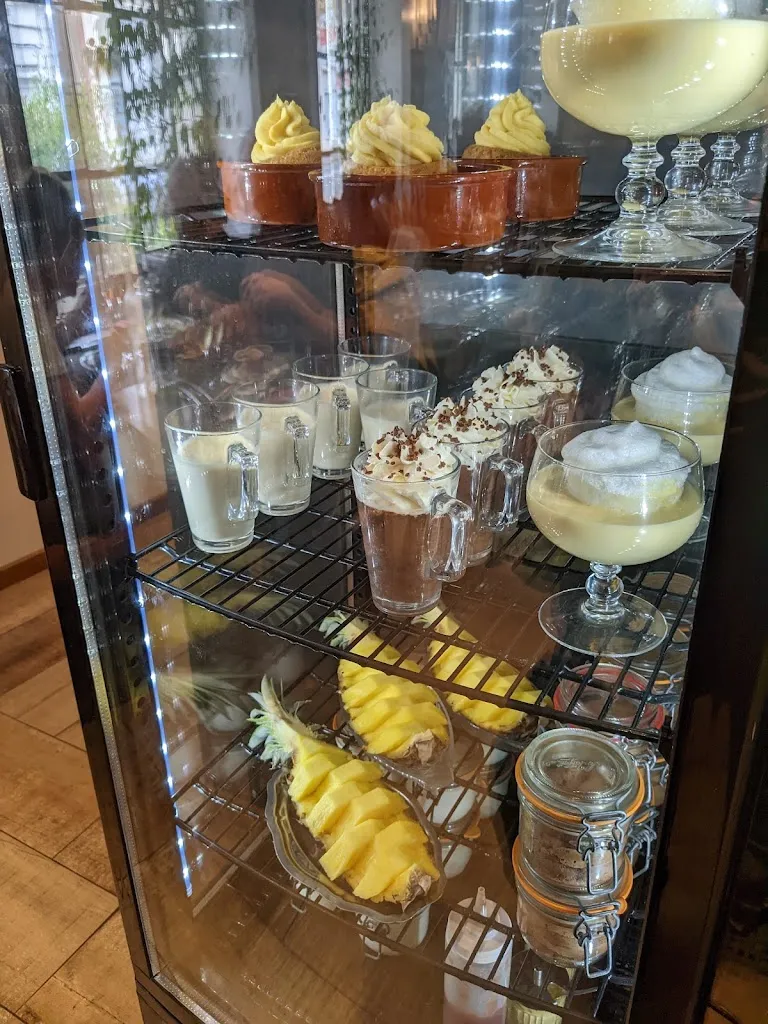 Hôtel de Paris Restaurant in Nogent-sur-Vernisson