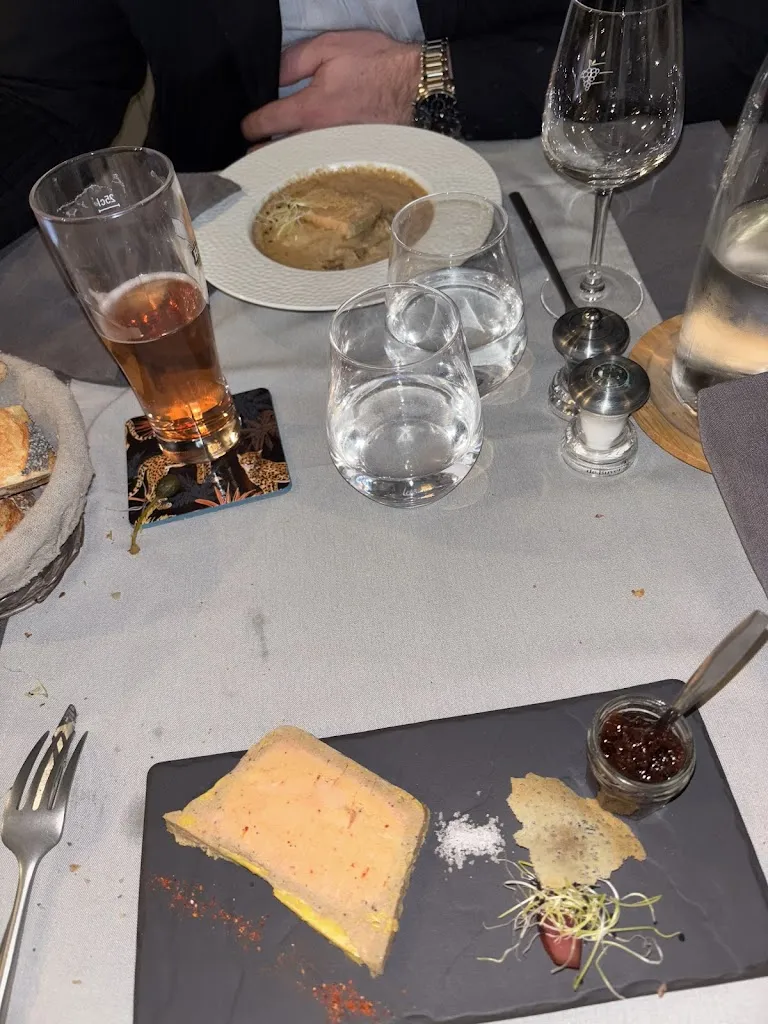 Manon_Les Roches Gourmandes_Buthiers_review