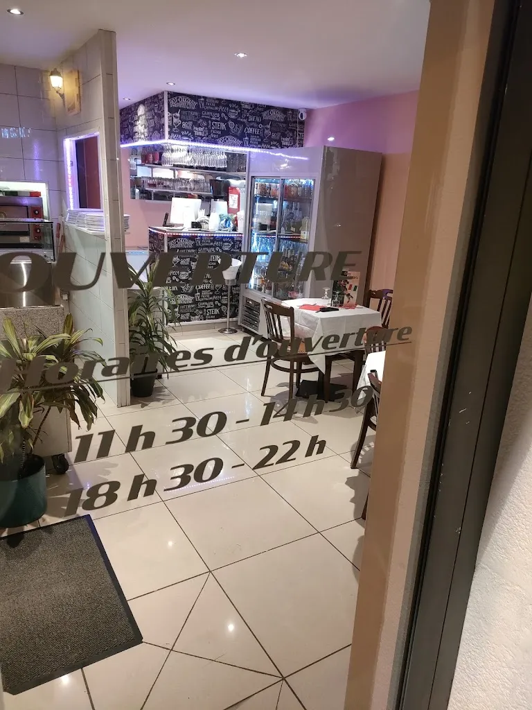 CASA FRANCO PIZZA_Malesherbois_slider_image_3