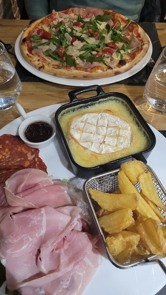 Veronique MARIOT_CHEZ ANGELO_Malesherbois_review