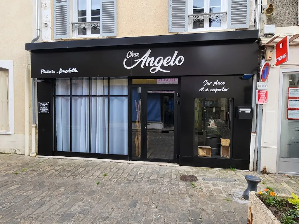 CHEZ ANGELO restaurant in Malesherbois
