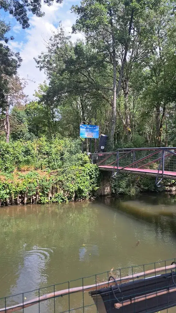 Ombeline A_la guinguette des îles de Troo_Montoire-sur-le-Loir_reseña