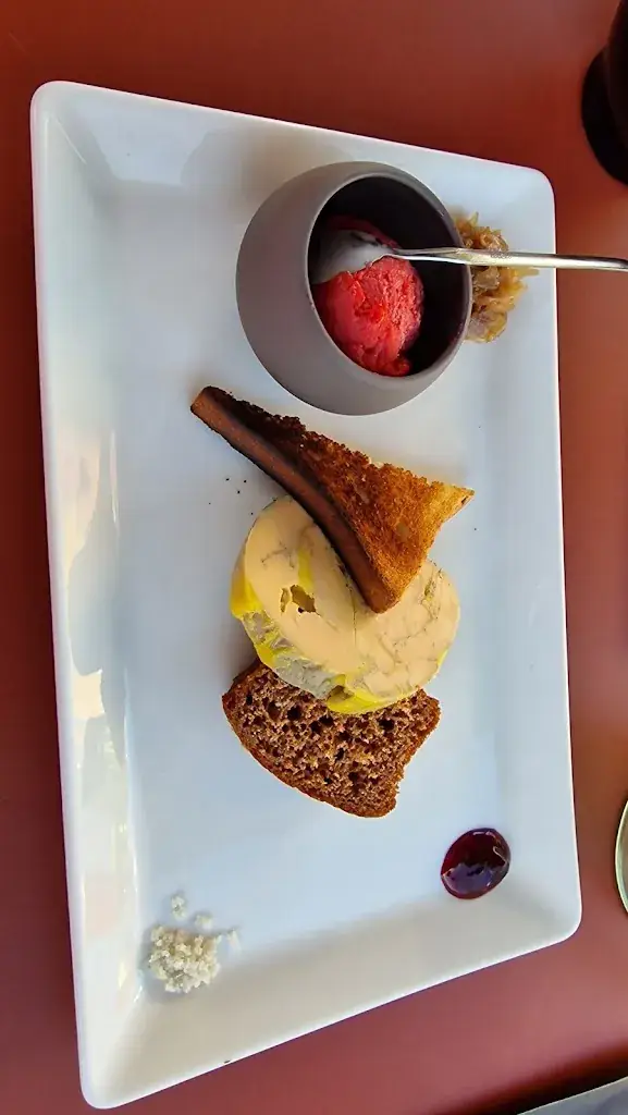 Bertje Be_Auberge Sainte Catherine_Troo_review