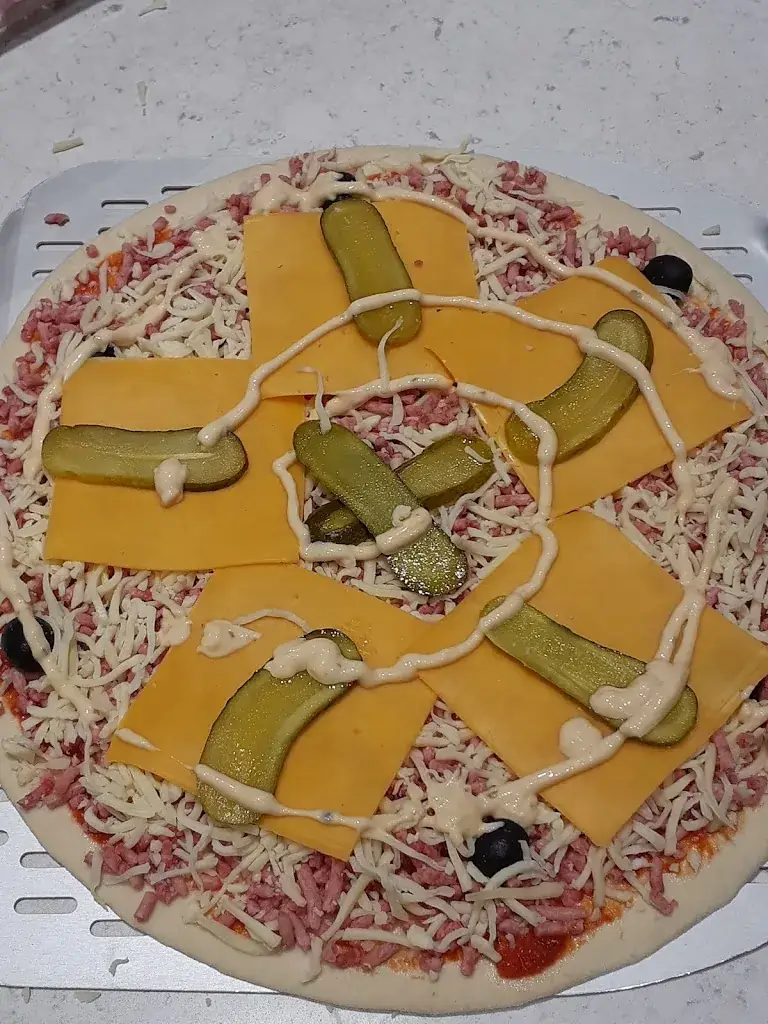 Le Kiosque à pizzas Montoire-sur-le-Loir_Montoire-sur-le-Loir_slider_image_2