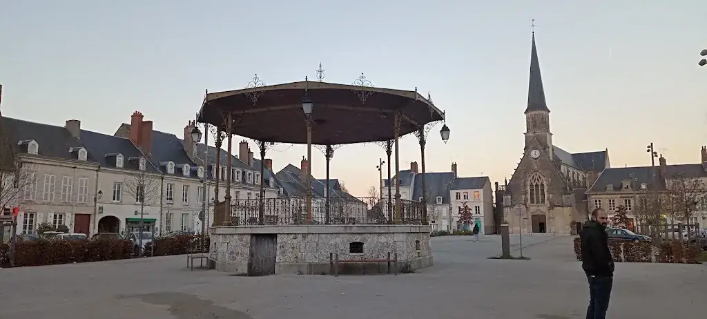 Le Kiosque à pizzas Montoire-sur-le-Loir_Montoire-sur-le-Loir_slider_image_3