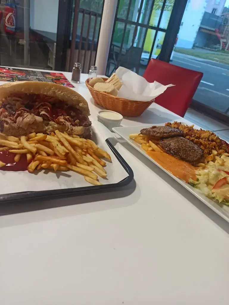 Demirci_Chabreloche_slider_image_2