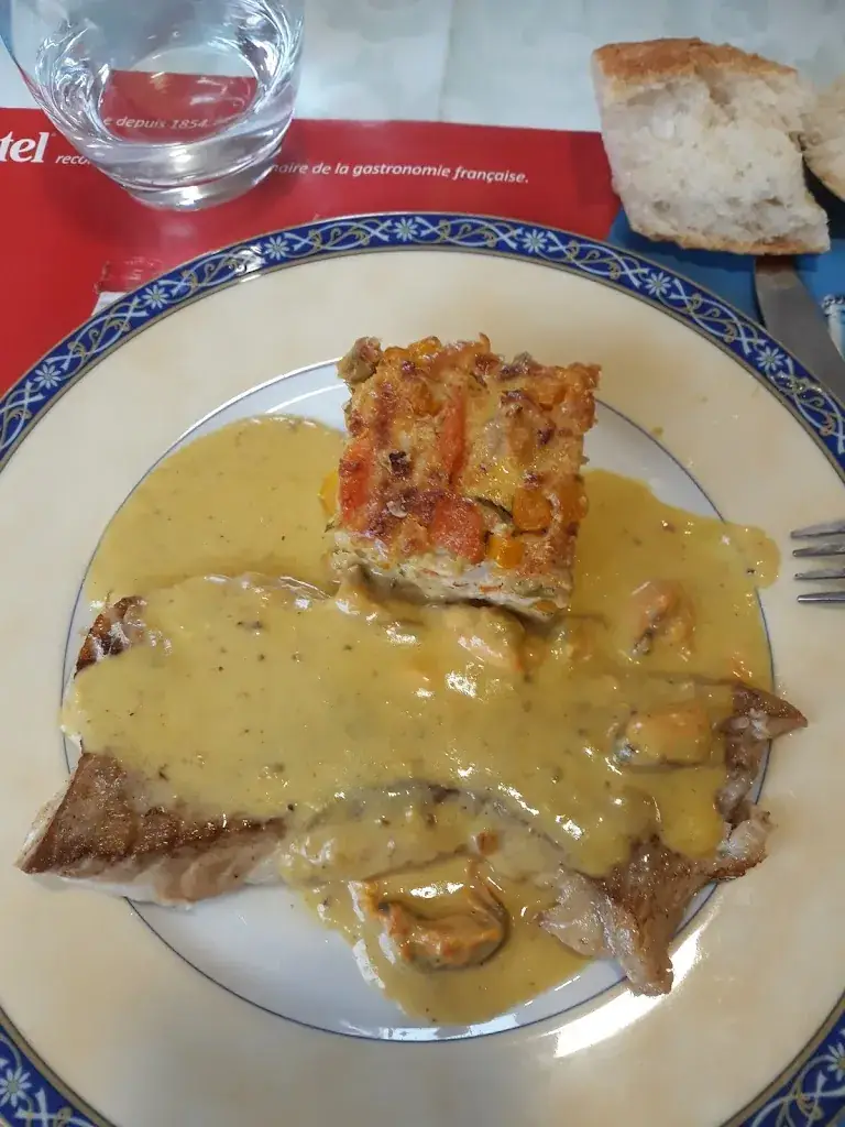 Gérard Delmotte_Bar Tabac Restaurant Hôtel 