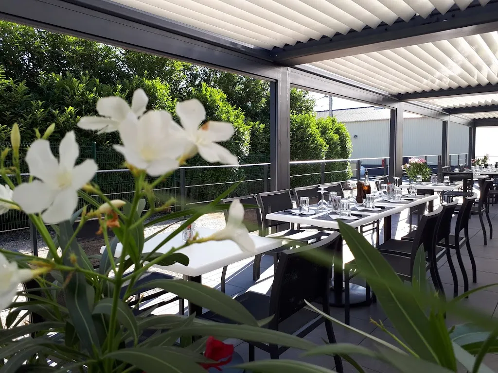 A La Maison Restaurant in Ceyzériat