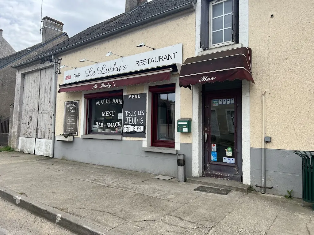 sergio rodrigues_Le Lucky's_Charsonville_review