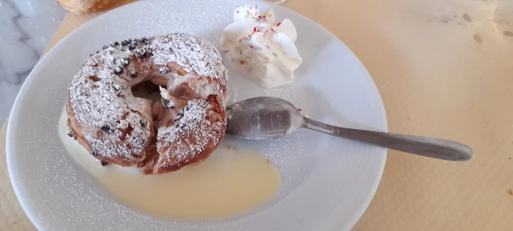 Charles TURPEAU_L Antidote_Perrusson_review