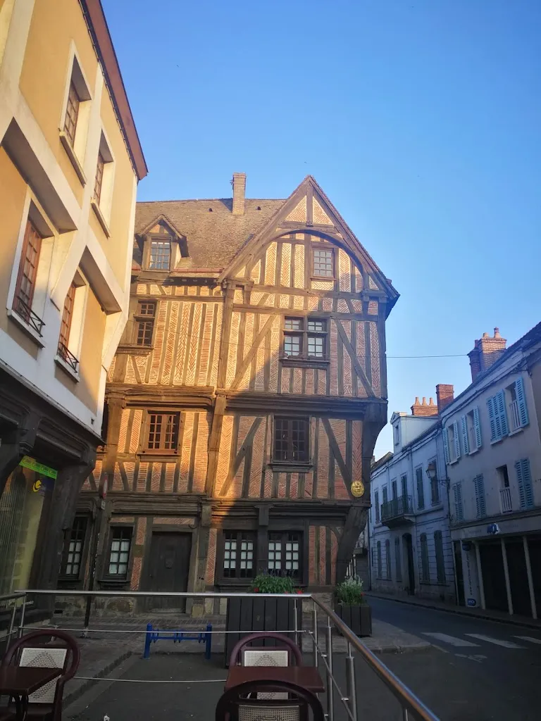 Le Petit Tonneau_Nogent-le-Roi_slider_image_3