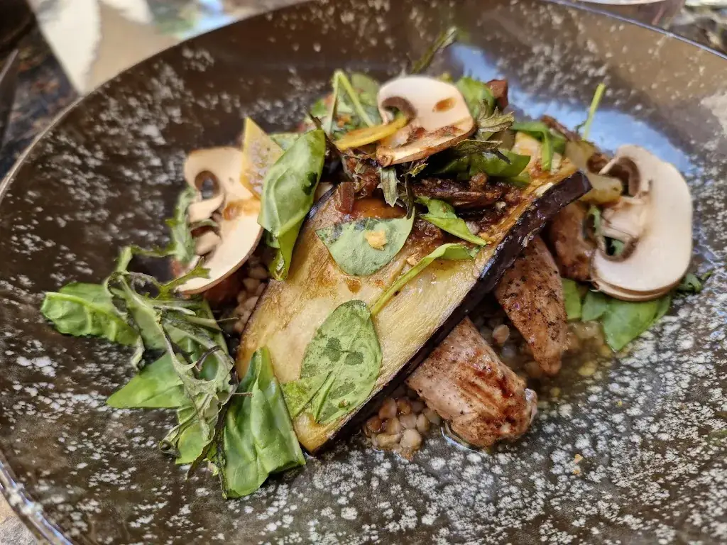 Le 9 Resto Bistro_Royat_slider_image_3