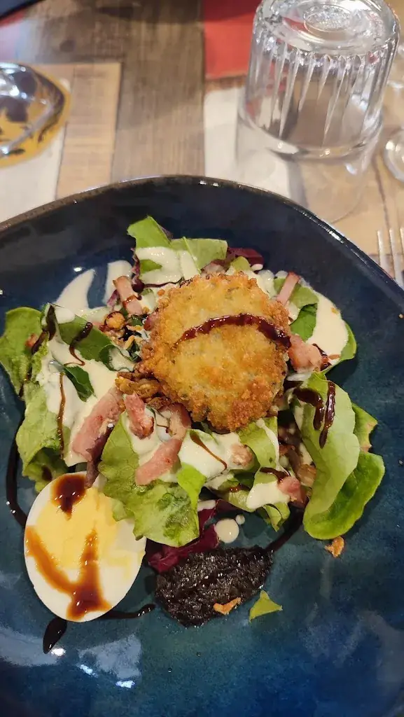 Le Mickey Bar restaurant in Olivet