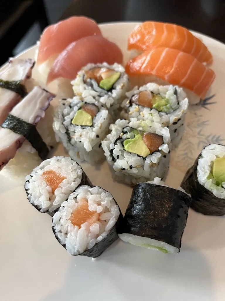 Chrissi H_Mont Fuji_Olivet_review