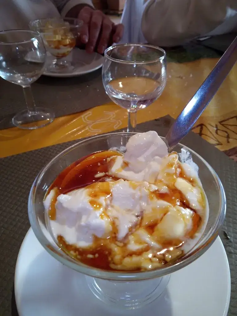 Hotel Restaurant Les Vignes_Restigné_slider_image_2