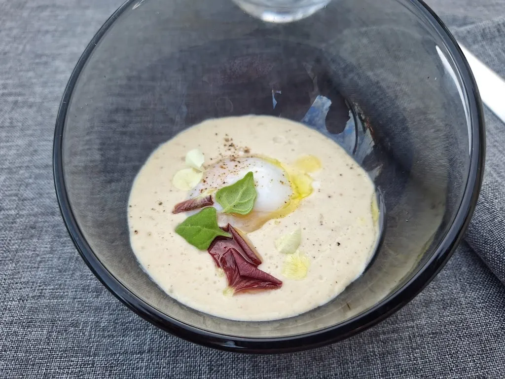 Christophe V_Au Fil des Roses_Quiers-sur-Bezonde_recensione