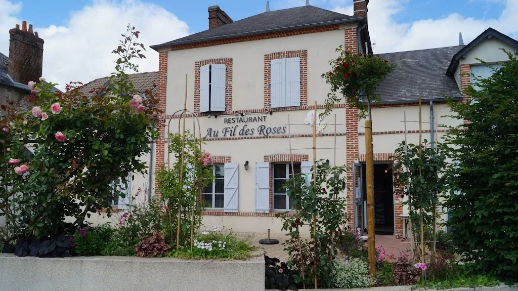 Au Fil des Roses_Quiers-sur-Bezonde_slider_image_3