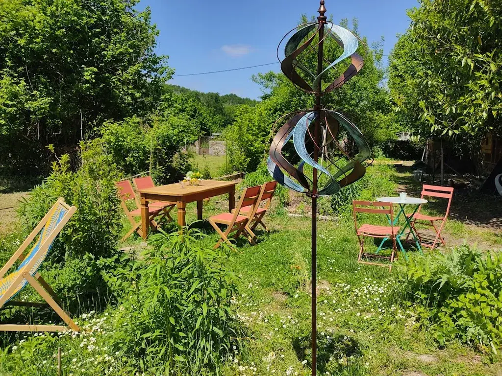 Brin de folie Restaurant in Reugny