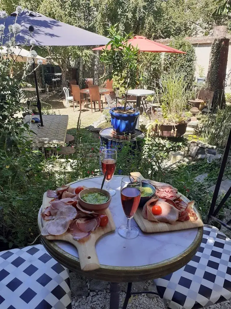 L'arôme antique restaurante en Puiseaux