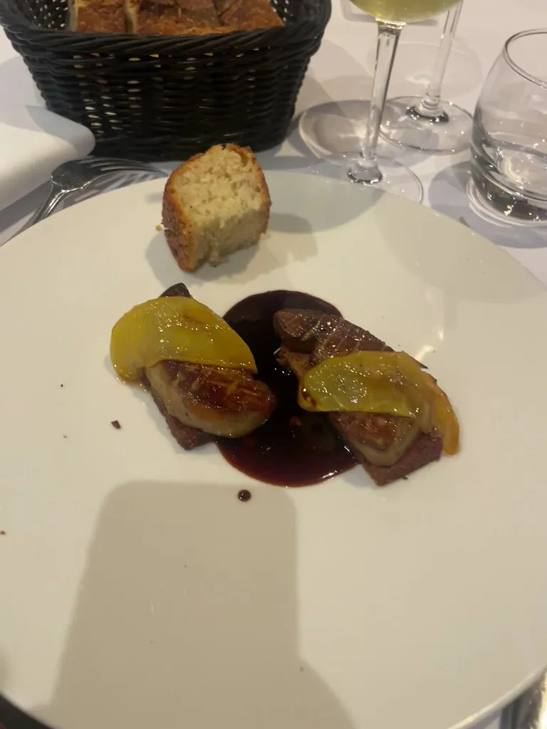 Restaurant Fond Rose - Bocuse_Caluire-et-Cuire_slider_image_2