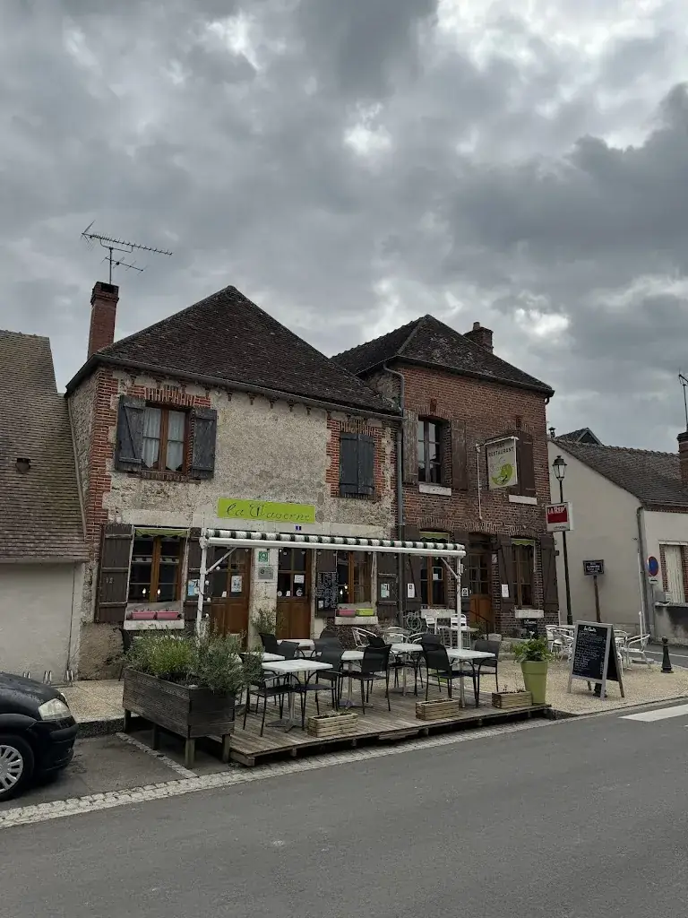 Peter Stout_la Taverne_Saint-Brisson-sur-Loire_recensione
