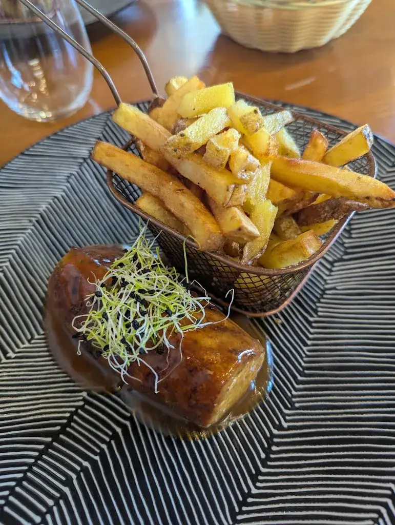 Eva Recollon_La Petite Taverne_Romorantin-Lanthenay_review